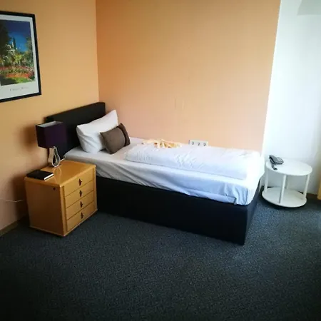 Stadt-hotel Hotel